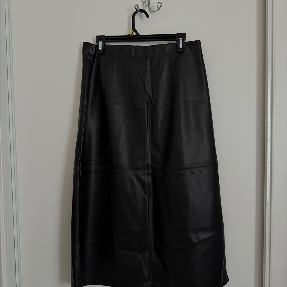 Max Studio Black Pencil Skirt